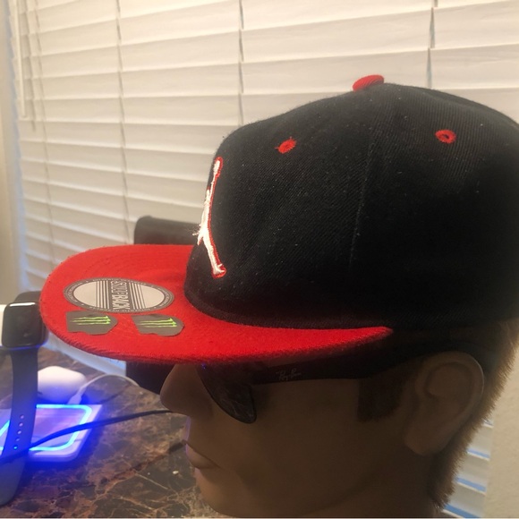 Air Jordan Red Round Brim JordanTrue Hat Snapback Cap Chicago Bulls - Picture 9 of 11